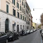 Laterano White Home - Colosseo